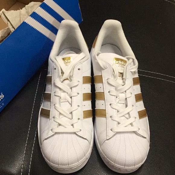 Adidas - Picture 2 of 4